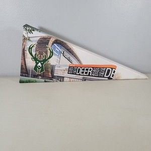 Milwaukee Bucks Canvas Pennant Shape 19.5" Long 8.5" Tall